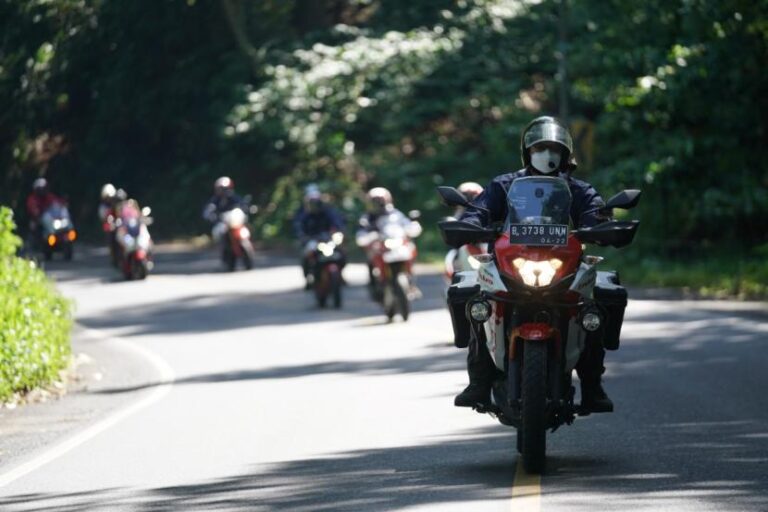 Perlengkapan Touring Motor Jarak Jauh Terbaik – Checklist & Pilihan Produk 2025