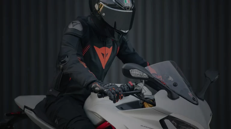 Jaket Touring Terbaik 2025 – Rekomendasi Lengkap untuk Perjalanan Jarak Jauh