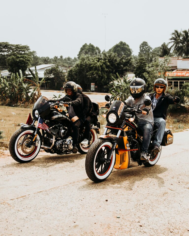 Destinasi Touring Motor Pulau Jawa Paling Seru 2025: Rute, Perlengkapan, dan Rekomendasi Produk