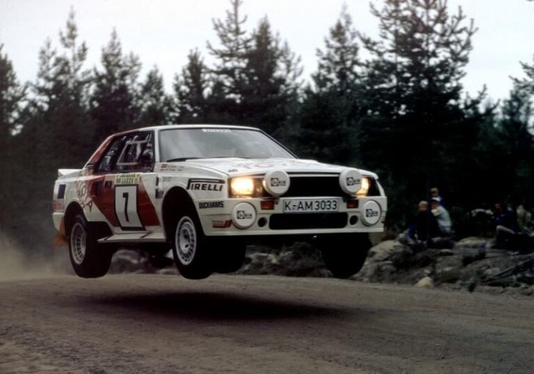 Temukan Daya Tarik Abadi Toyota Celica 1977: Desain Klasik dan Performa Tangguh